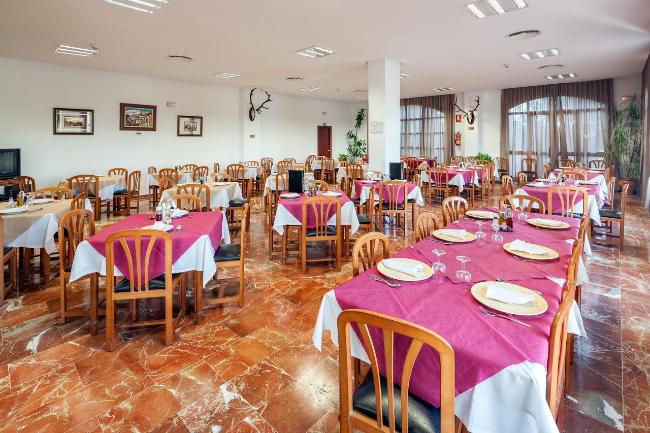 Hotel Restaurante Los Molinos Écija Exterior foto